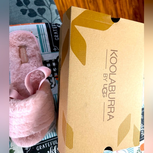New Koolaburra by UGG Slippers Sz 11 - Picture 2 of 7